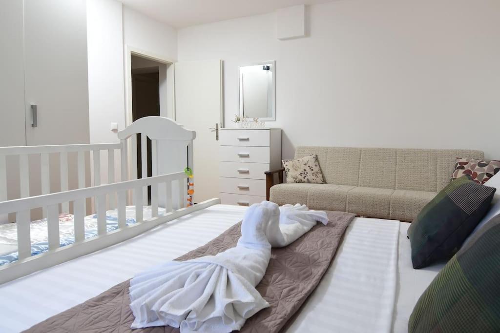 Wave N' Sea Apartment With A Private Pool 杜布罗夫尼克 外观 照片